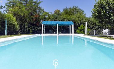 CASA QUINTA EN VENTA EN 20 DE JUNIO , PARQUE Y PILETA