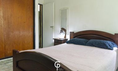 CASA QUINTA EN VENTA EN 20 DE JUNIO , PARQUE Y PILETA