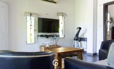 CASA QUINTA EN VENTA EN 20 DE JUNIO , PARQUE Y PILETA