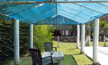 CASA QUINTA EN VENTA EN 20 DE JUNIO , PARQUE Y PILETA