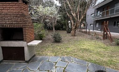 Chalets a la venta en Costa del Este - Av. Costanera e/ 2 y 3 al 143 - Rhode Propiedades