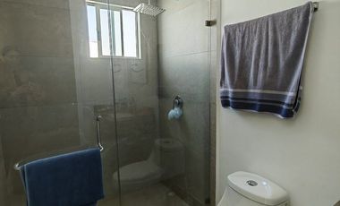 CASA EN RENTA DE 3, SEMI AMUEBLADA EN DOMINIO CUMBRES . GRACIA, NL