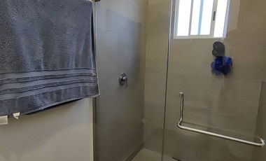 CASA EN RENTA DE 3, SEMI AMUEBLADA EN DOMINIO CUMBRES . GRACIA, NL