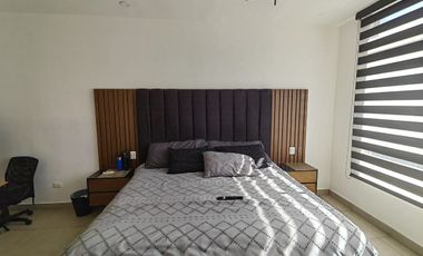 CASA EN RENTA DE 3, SEMI AMUEBLADA EN DOMINIO CUMBRES . GRACIA, NL