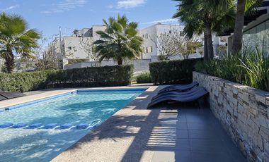 CASA EN RENTA DE 3, SEMI AMUEBLADA EN DOMINIO CUMBRES . GRACIA, NL