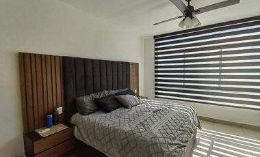 CASA EN RENTA DE 3, SEMI AMUEBLADA EN DOMINIO CUMBRES . GRACIA, NL