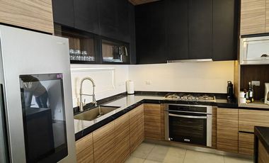 CASA EN RENTA DE 3, SEMI AMUEBLADA EN DOMINIO CUMBRES . GRACIA, NL