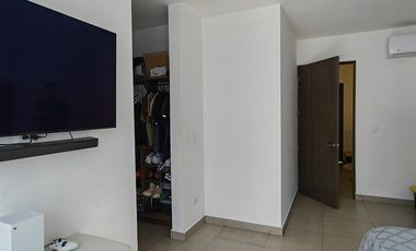 CASA EN RENTA DE 3, SEMI AMUEBLADA EN DOMINIO CUMBRES . GRACIA, NL