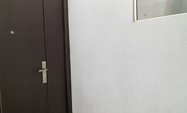 CASA EN RENTA DE 3, SEMI AMUEBLADA EN DOMINIO CUMBRES . GRACIA, NL