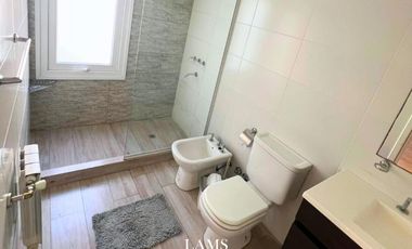 Venta - Casa 6 Ambientes Con Pileta - Costa Esmeralda Ecuestre