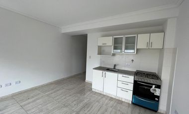 Avenida Mitre 1660, Avellaneda ¡Dos ambientes al contrafrente en venta!