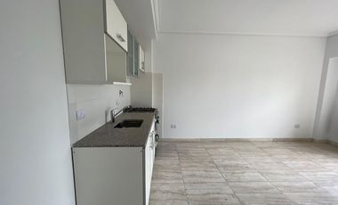 Avenida Mitre 1660, Avellaneda ¡Dos ambientes al contrafrente en venta!