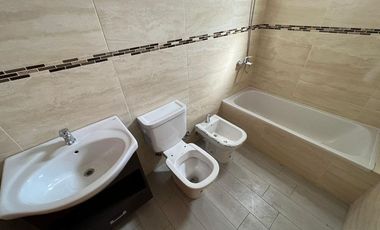 Avenida Mitre 1660, Avellaneda ¡Dos ambientes al contrafrente en venta!