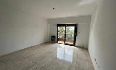 Avenida Mitre 1660, Avellaneda ¡Dos ambientes al contrafrente en venta!