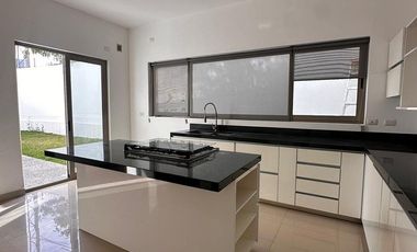 Casa en renta Zona del Uro | Carretera Nacional