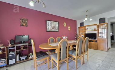 Departamento en Venta en Villa Ballester - Dos Ambientes - Zona Centro.