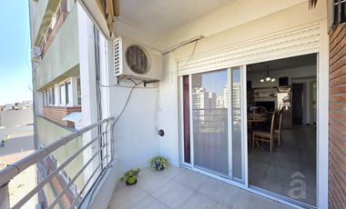 Departamento en Venta en Villa Ballester - Dos Ambientes - Zona Centro.