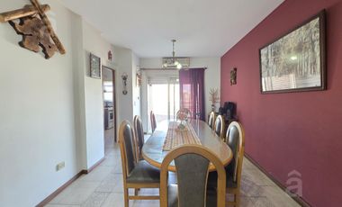 Departamento en Venta en Villa Ballester - Dos Ambientes - Zona Centro.