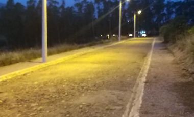 Venta terreno Cochasquí, 60ha para florícola junto a canal de riego