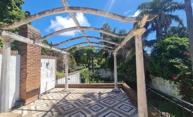 CASA 5 AMBIENTES EN VENTA  EN QUILMES CENTRO