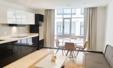 RENTO SUITE AMOBLADA, SECTOR REP. DEL SALVADOR, con Garaje G.Be.