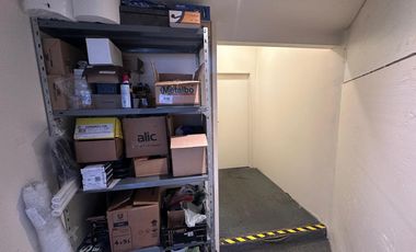 Oficina comercial en Costanera norte