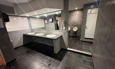 Oficina comercial en Costanera norte