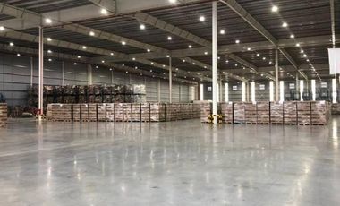 Alquiler deposito 8.300 M2 - Esteban Echeverria