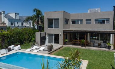 Casa en Nordelta al Agua