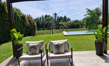 Casa en Nordelta al Agua