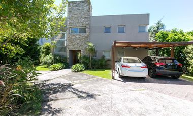 Casa en Nordelta al Agua