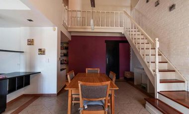 Espectacular casa a metros del Parque Lineal