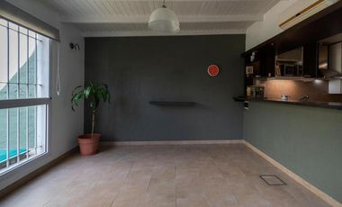 Espectacular casa a metros del Parque Lineal