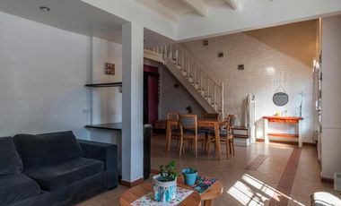 Espectacular casa a metros del Parque Lineal