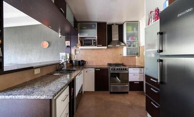 Espectacular casa a metros del Parque Lineal