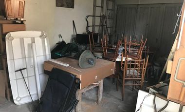 Casa en  Turdera con Local terraza y cochera