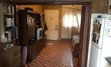 Casa en  Turdera con Local terraza y cochera