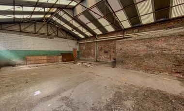Alquiler - Depósito - 1920 m2 - Valentin Alsina