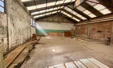 Alquiler - Depósito - 1920 m2 - Valentin Alsina