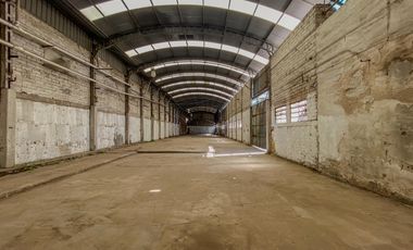 Alquiler - Depósito - 1920 m2 - Valentin Alsina