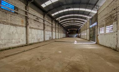 Alquiler - Depósito - 1920 m2 - Valentin Alsina