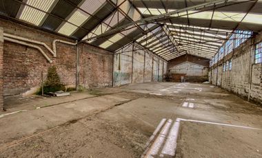 Alquiler - Depósito - 1920 m2 - Valentin Alsina