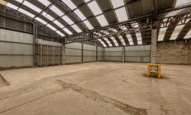 Alquiler - Depósito - 1920 m2 - Valentin Alsina