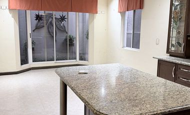 CASA EN RENTA · LOMAS DE SAN AGUSTÍN