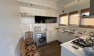 Departamento 2 ambientes con cochera en venta en Quilmes