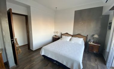 Departamento 2 ambientes con cochera en venta en Quilmes