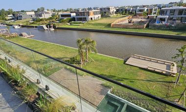 Casa en El Yacht Nordelta en venta