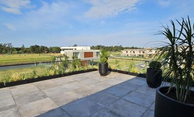 Casa en El Yacht Nordelta en venta