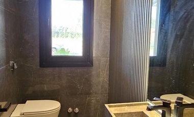 Casa en El Yacht Nordelta en venta