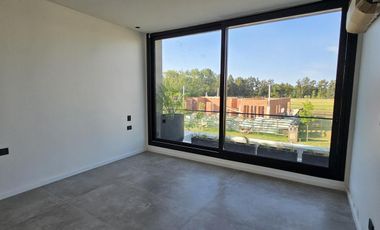 Casa en El Yacht Nordelta en venta